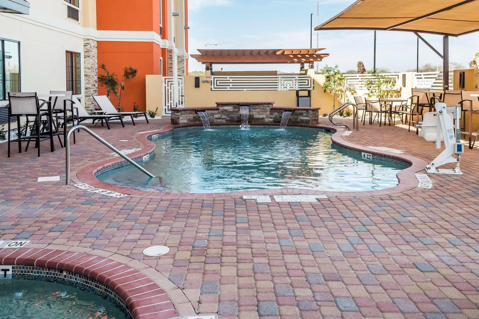 Mainstay Suites Edinburg Kültér fotó
