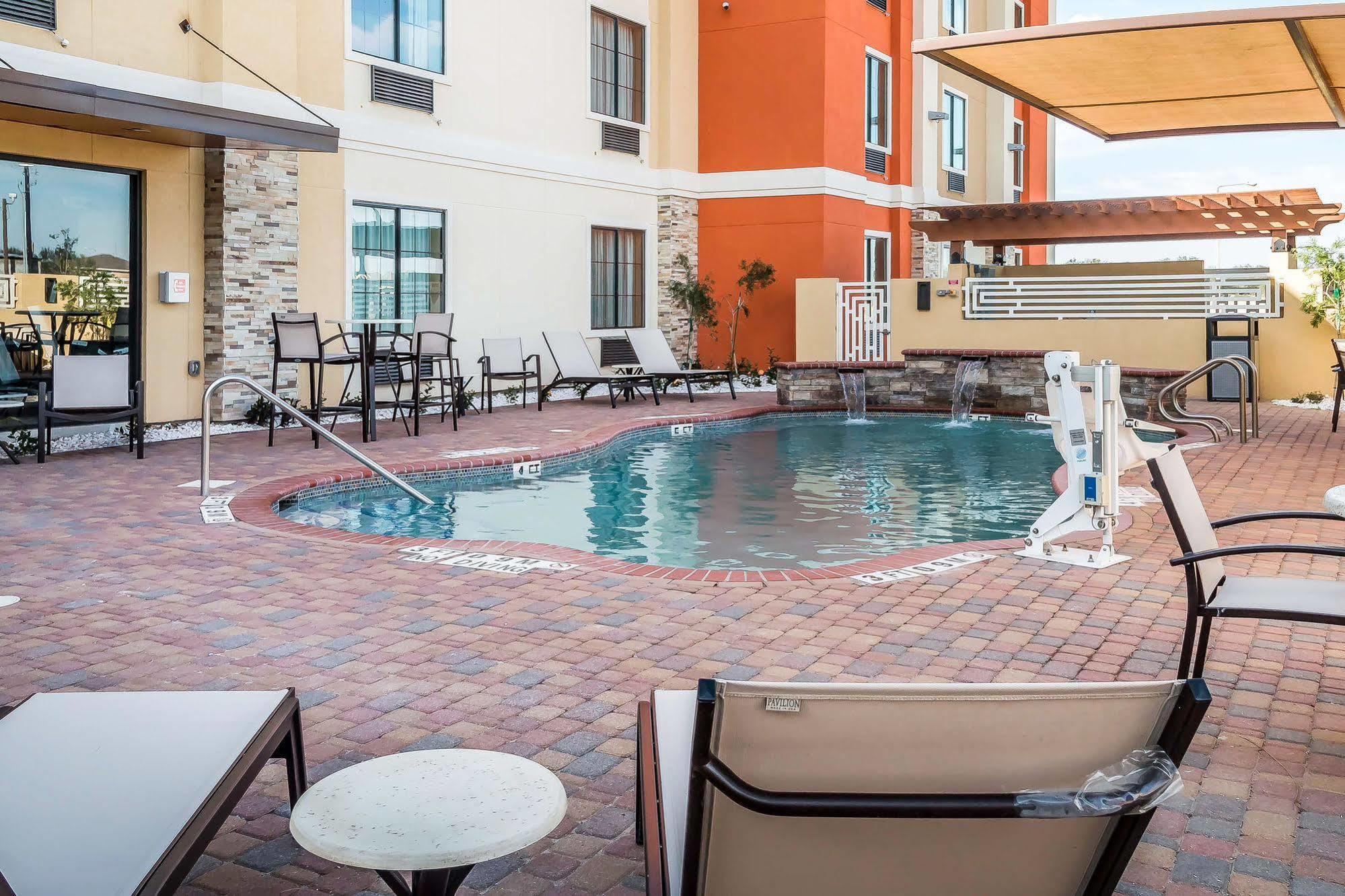Mainstay Suites Edinburg Kültér fotó