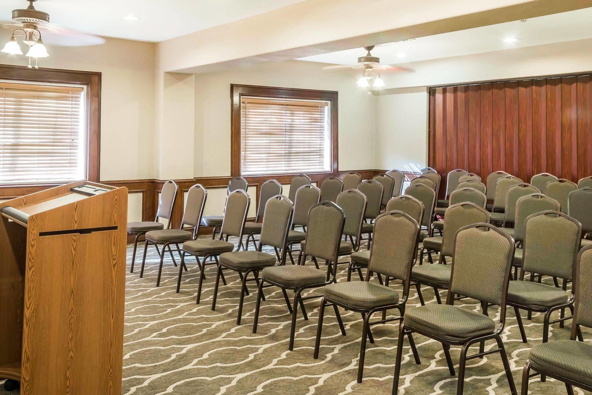 Mainstay Suites Edinburg Kültér fotó